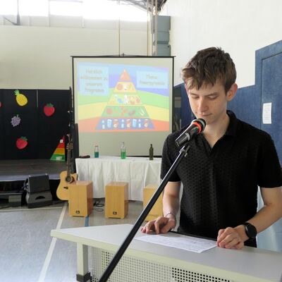 Luca Gerwien f&uuml;hrte durch's Programm